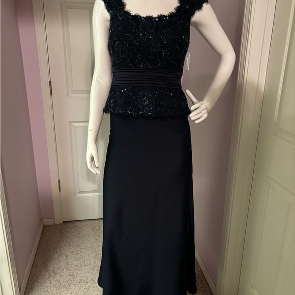 Tadasho Collection Navy blue sequin top silk skirt - Picture 2 of 9